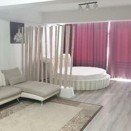 Domeview Apartment - Vitan Mall Bükreş Dış mekan fotoğraf